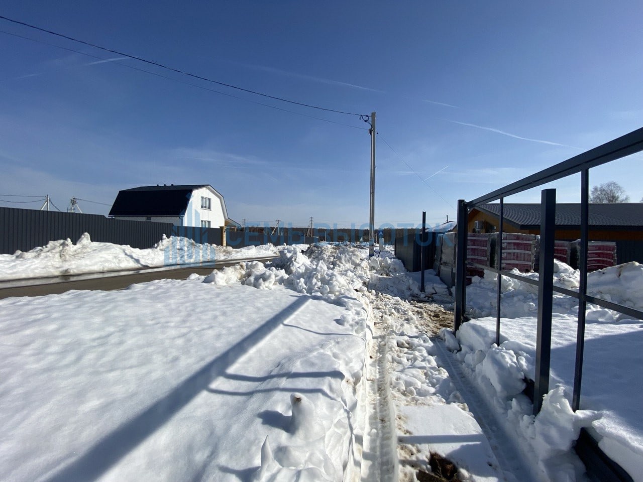 Дом, 148 м², уч. 6,9 сот., д. Минаево